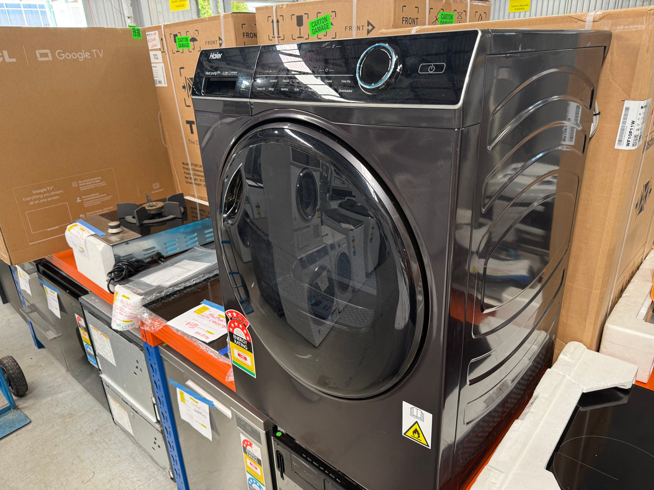 Factory second Haier HDHP90ANB1 — 9 kg Heat Pump Dryer with Steam (“600 Series”)
