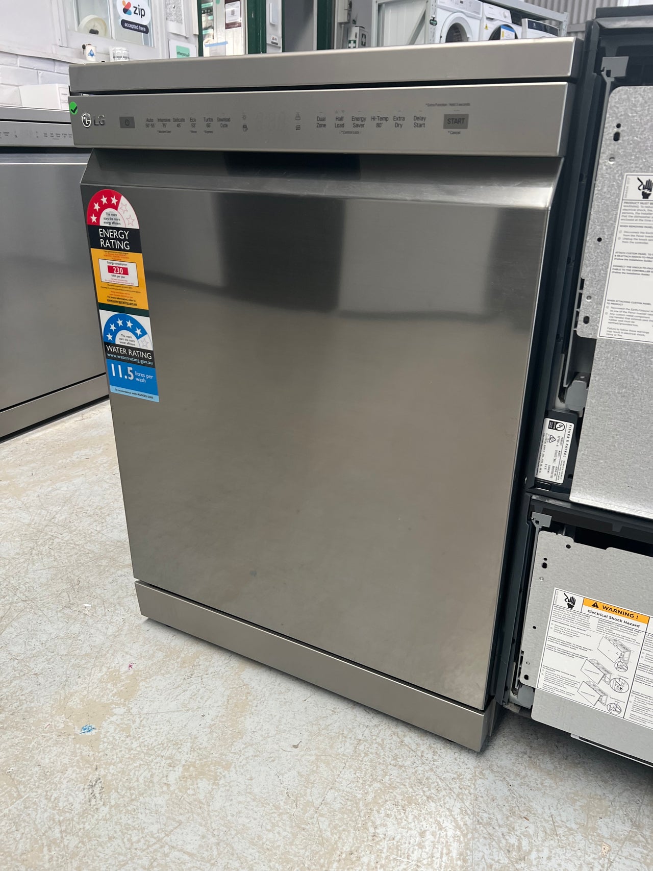 Factory second LG 14 Place QuadWash® Dishwasher in Stainless Finish - Free Standing XD5B14PS - Second Hand Appliances Geebung