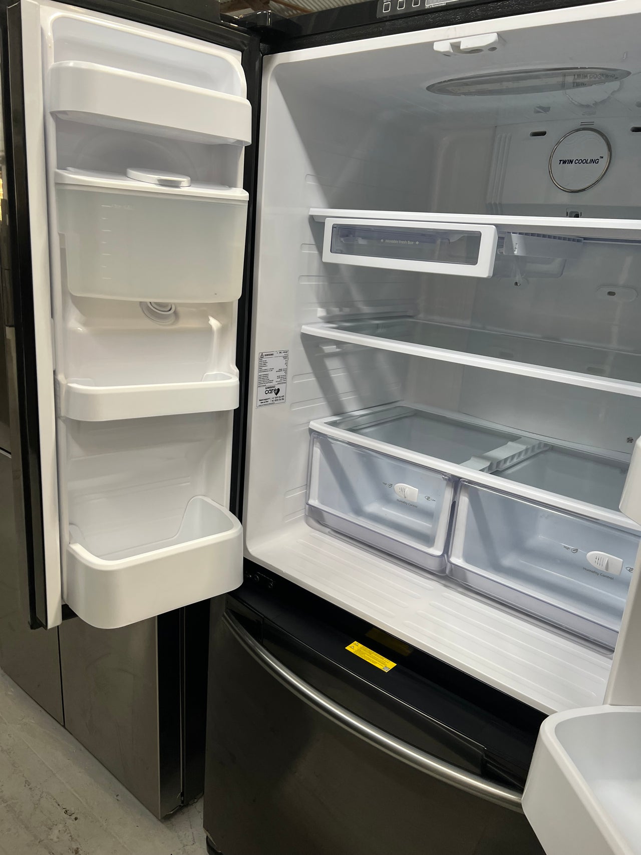 Second hand Samsung 583L French Door Fridge SRF582DBLS - Second Hand Appliances Geebung