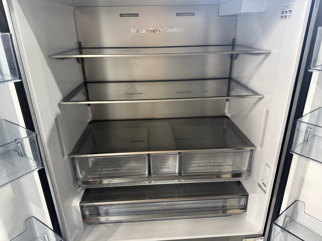 Factory Second Hisense 634L French Door Refrigerator – Black (HRFD634BW)