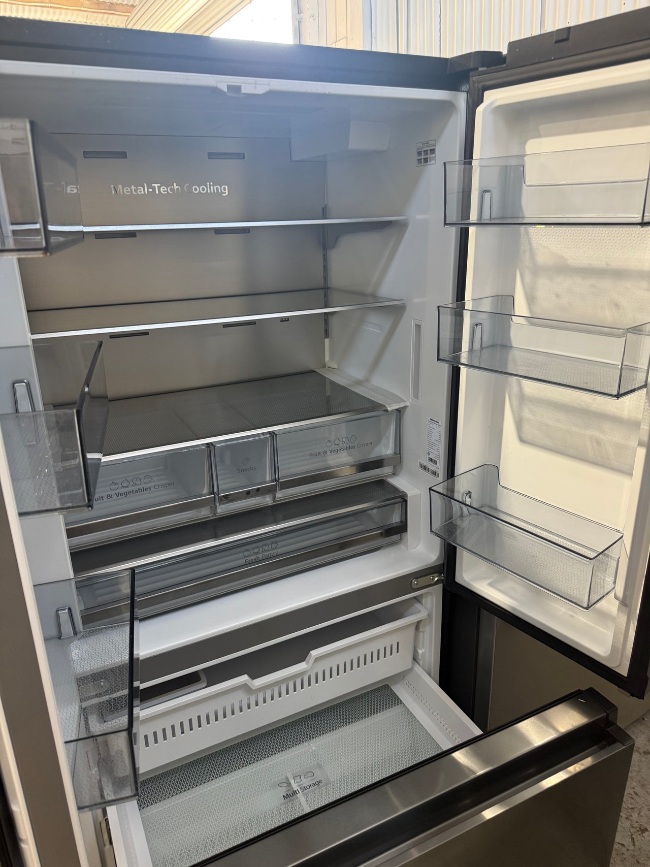 Factory Second Hisense 634L French Door Refrigerator – Black (HRFD634BW)