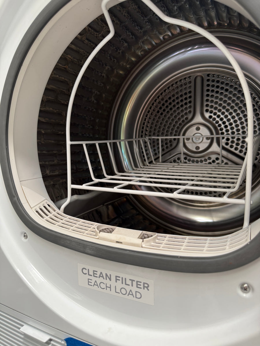 Factory second Fisher & Paykel 8kg Condenser Dryer Model: DE8060P3 - Second Hand Appliances Geebung