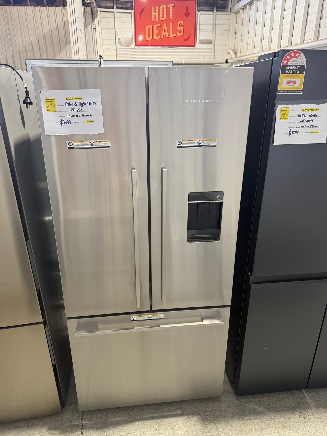 Factory second Fisher &Paykel 487L French Door Refrigerator RF522ADUX5