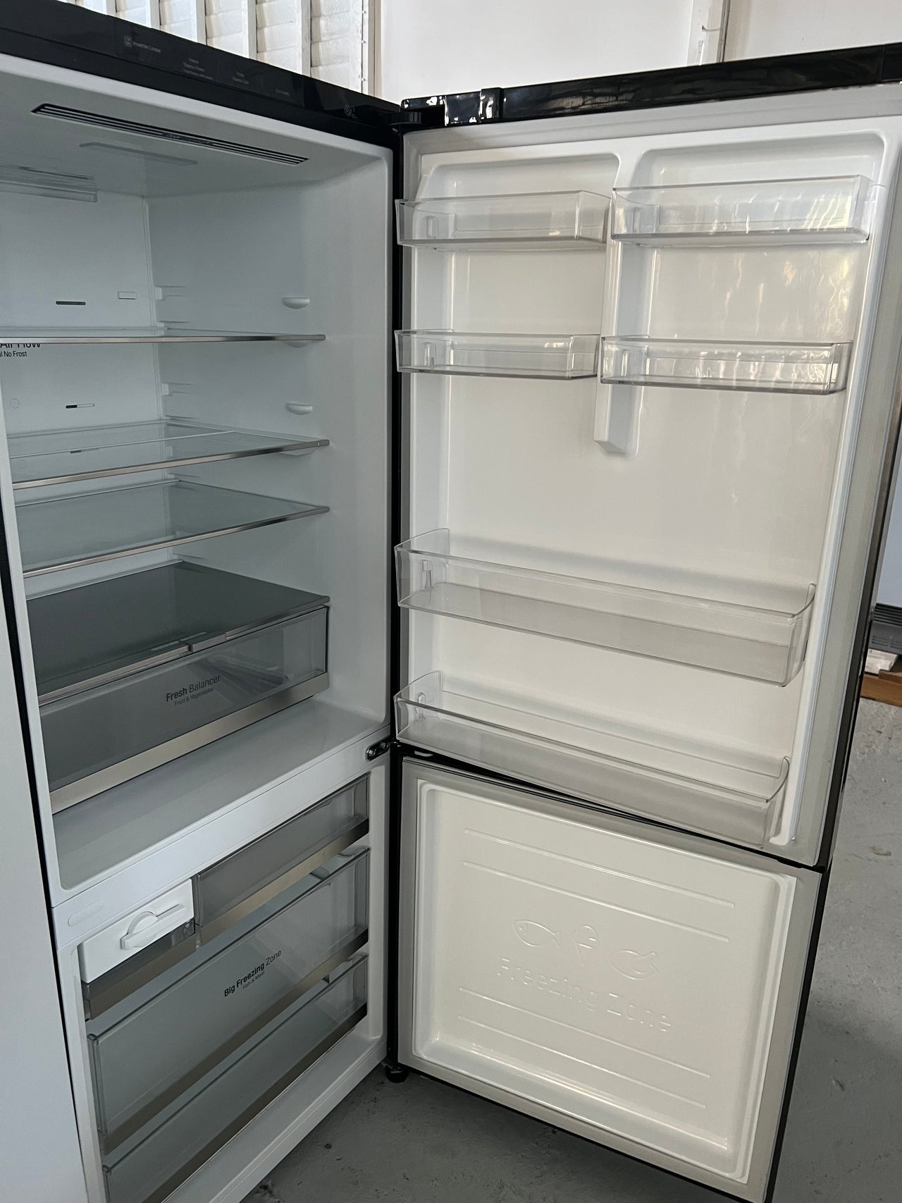 Factory second LG 420L Bottom Mount Refrigerator GB455MBL, 5 star