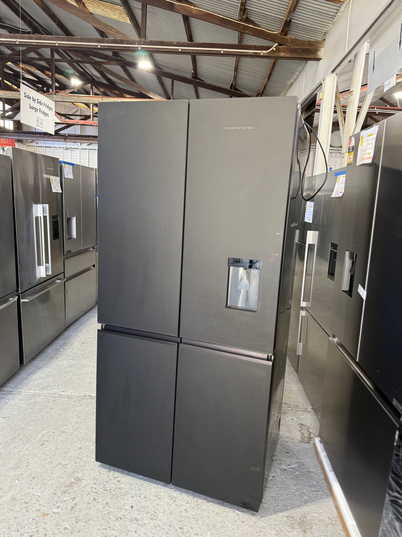 Factory second Fisher&Paykel RF730QZUVB1 690L Quad Door Fridge Freezer – Matte Black