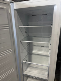 Thumbnail for Factory second Hisense HRVF240 240L Hybrid Fridge/Freezer – White