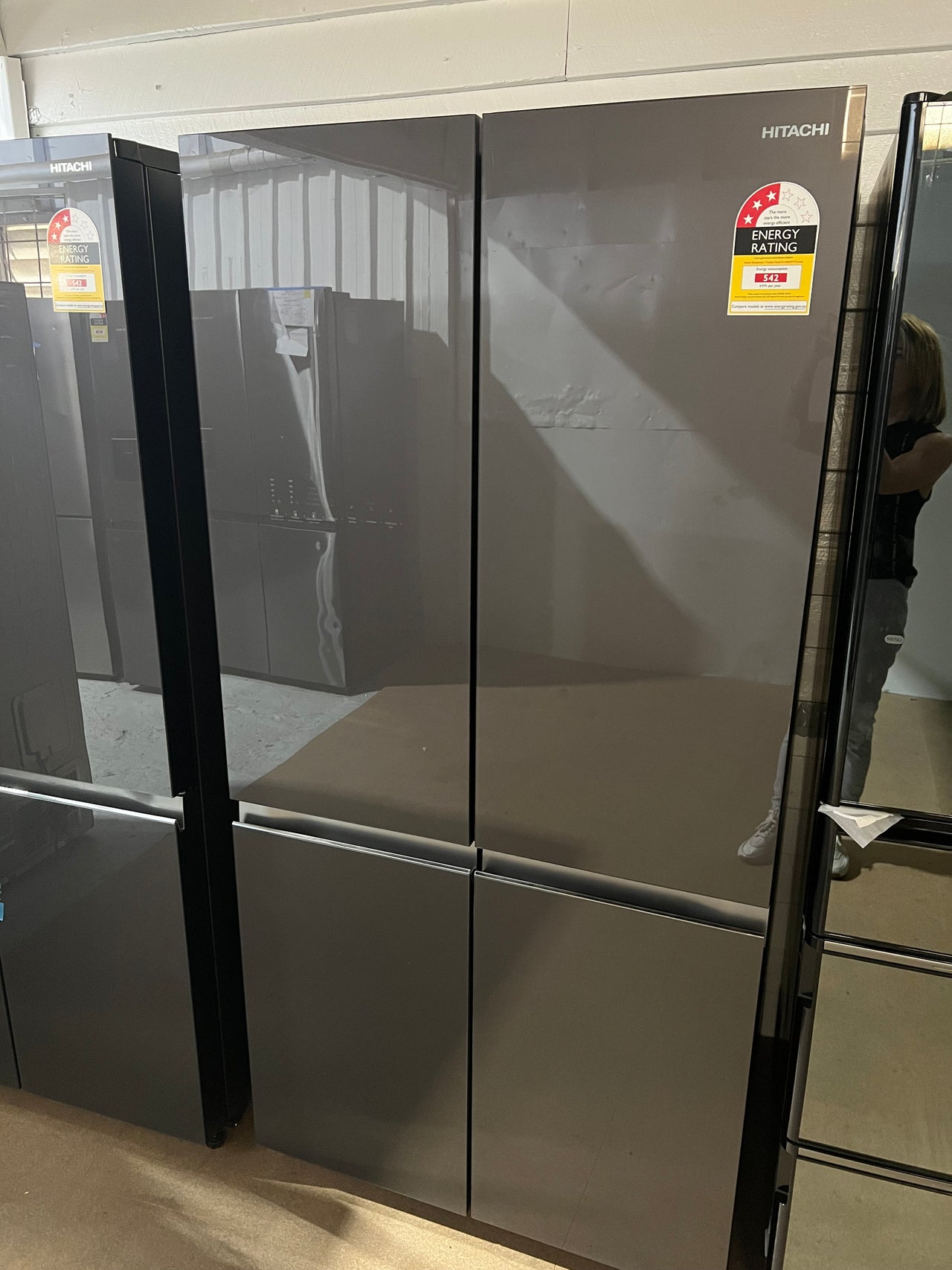 Factory second/Carton damaged HITACHI 638L FRENCH DOOR INVERTER FRIDGE - MAUVE GREY R-WB640VT0GMG - Second Hand Appliances Geebung