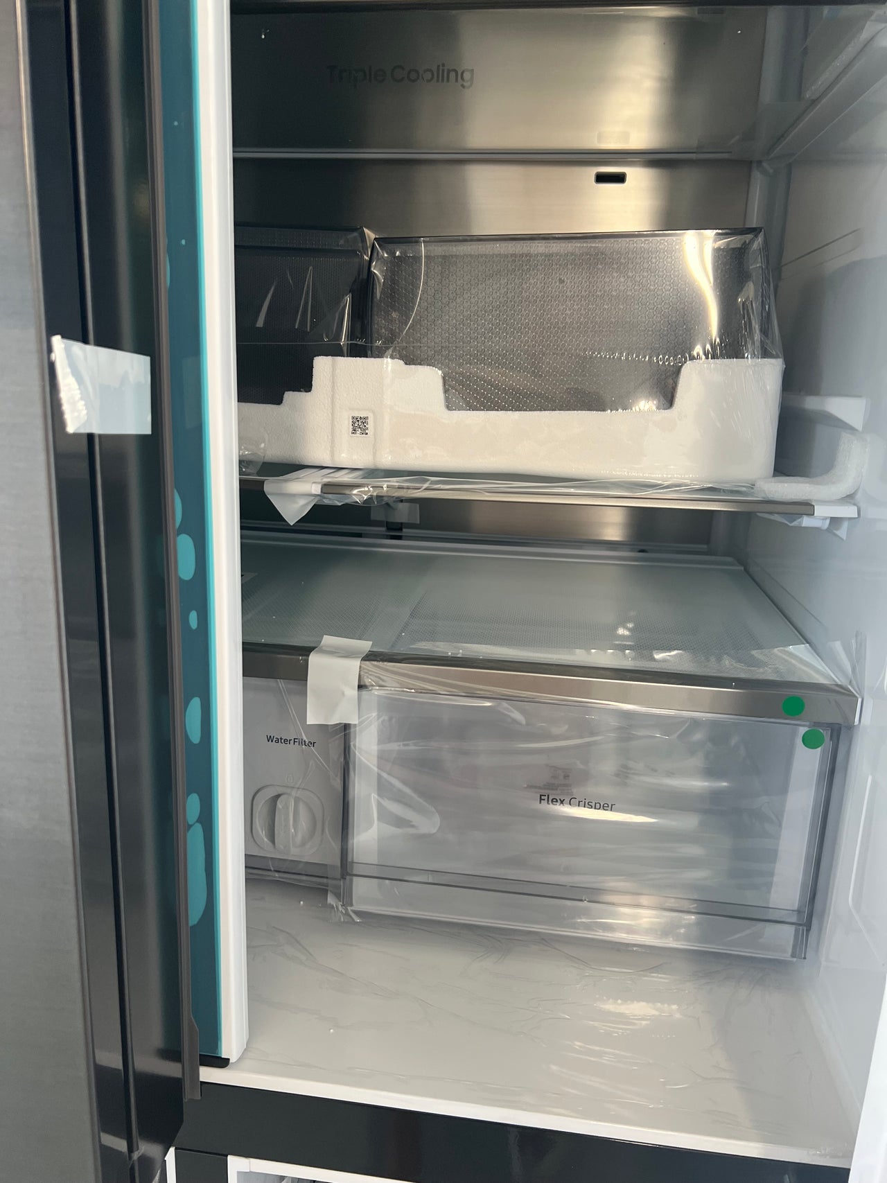 Transportation damaged Samsung 810L Family Hub Refrigerator - Second Hand Appliances Geebung