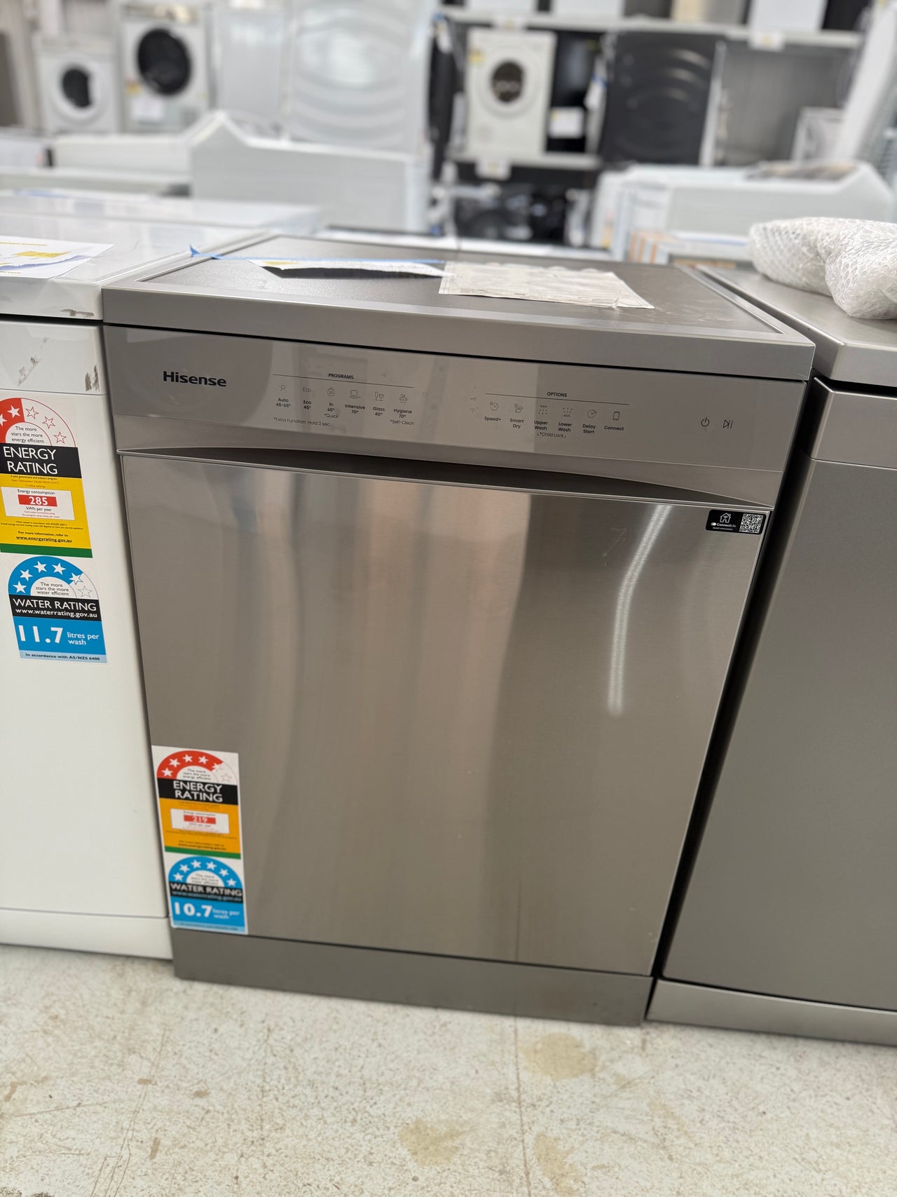 Transportation damaged Hisense Freestanding Dishwasher Stainless Steel HSAA16FS