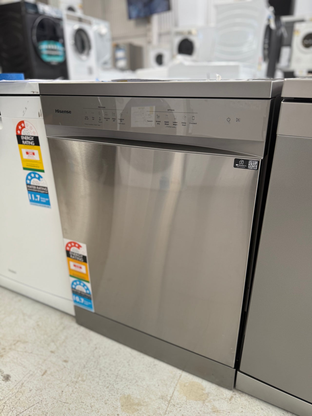 Transportation damaged Hisense Freestanding Dishwasher Stainless Steel HSAA16FS