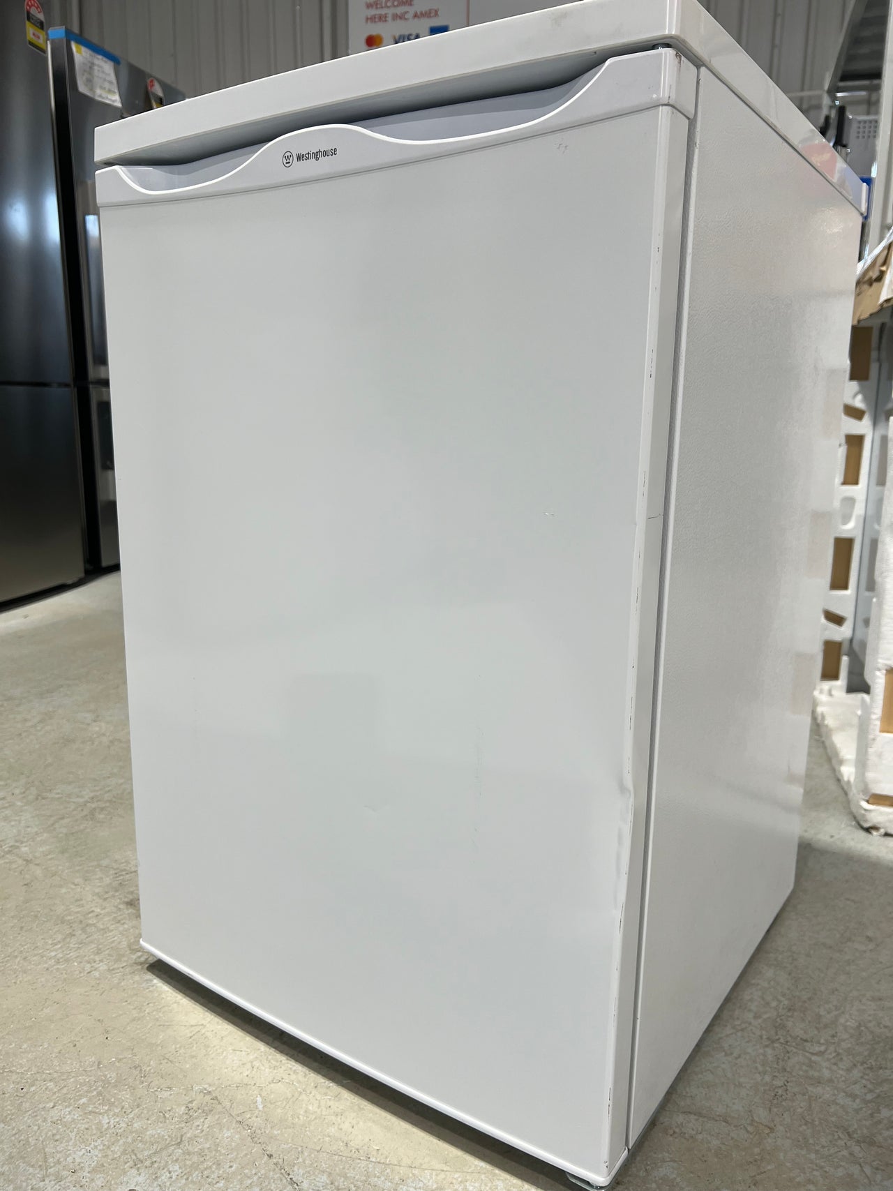 Transportation damaged Westinghouse 133L Bar Fridge WRM1400WD - Second Hand Appliances Geebung