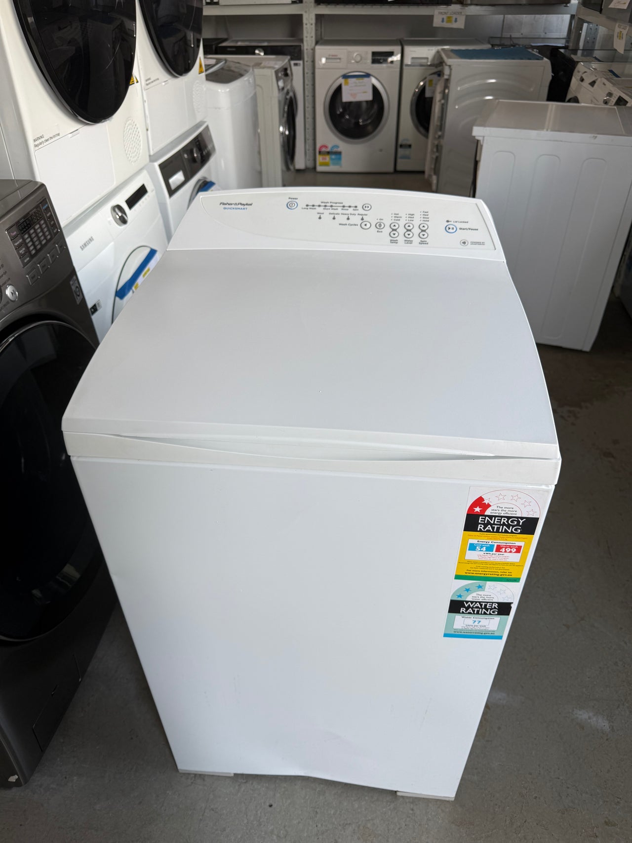 Second hand Second hand 5,5kg Fisher&Paykel top loader washing machine MW513 - Second Hand Appliances Geebung