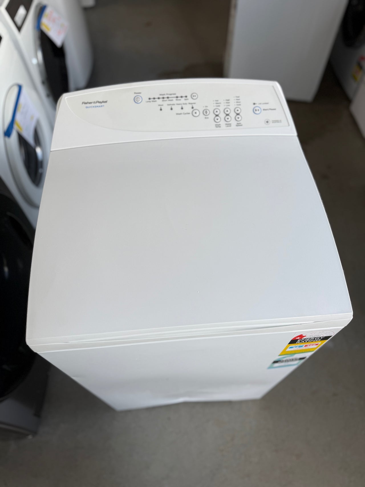 Second hand Second hand 5,5kg Fisher&Paykel top loader washing machine MW513 - Second Hand Appliances Geebung