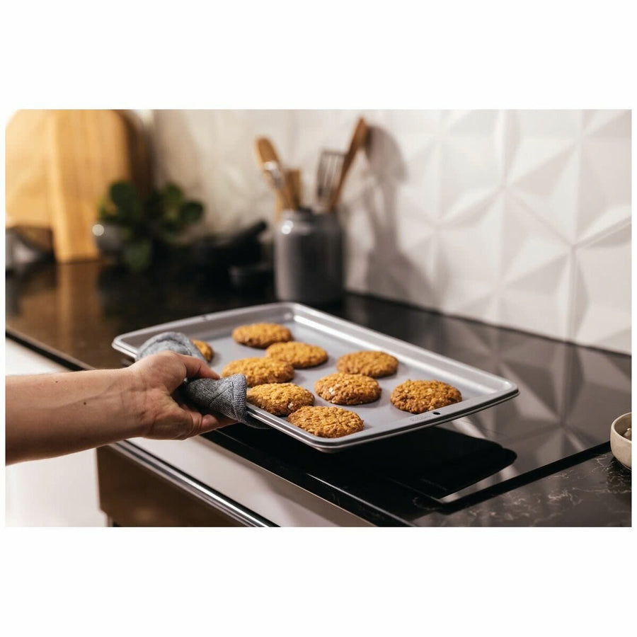 Factory second Haier 90cm 5-Zone Induction Cooktop with Flexi Zone – HCI905FTB3