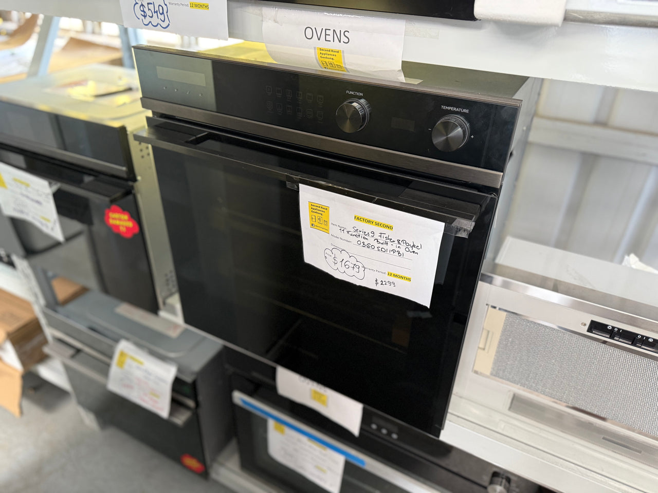 Transportation damaged Fisher & Paykel Series 9 60cm Minimal Pyrolytic Built-In Oven Black Glass OB60SD11PB1