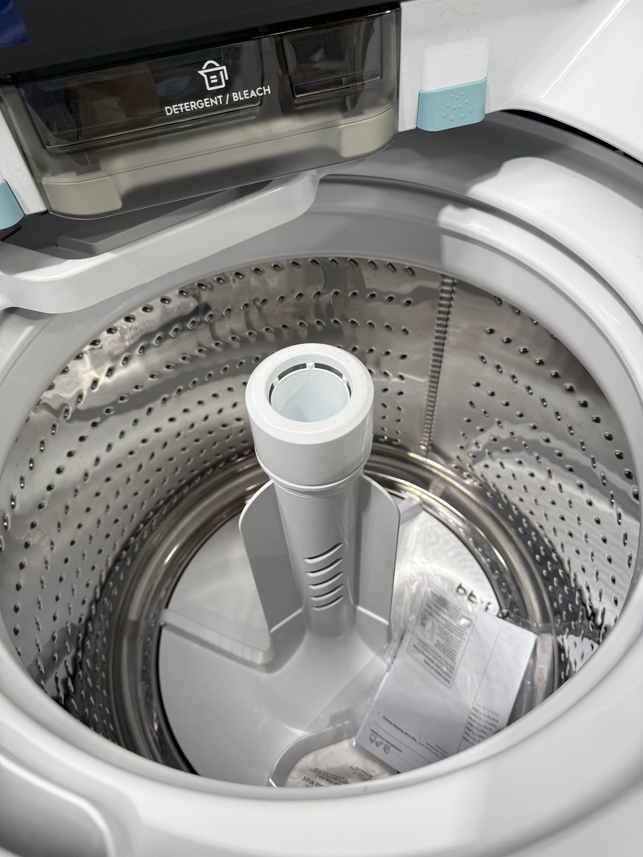 Transportation damaged Westinghouse 8kg Top Load Washer WWT8084J7WA