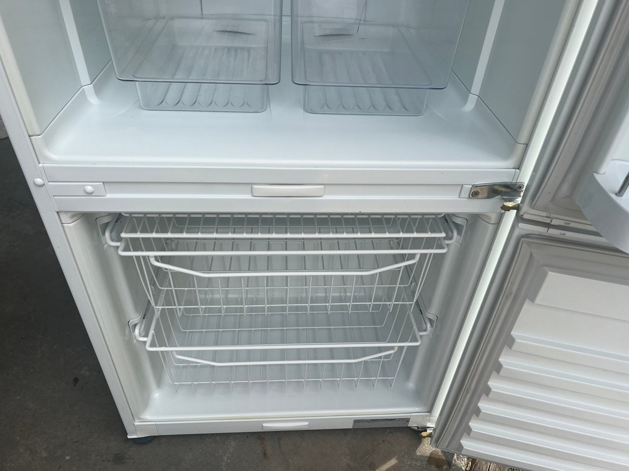 Second hand 442l Fisher & Paykel E442B - Second Hand Appliances Geebung