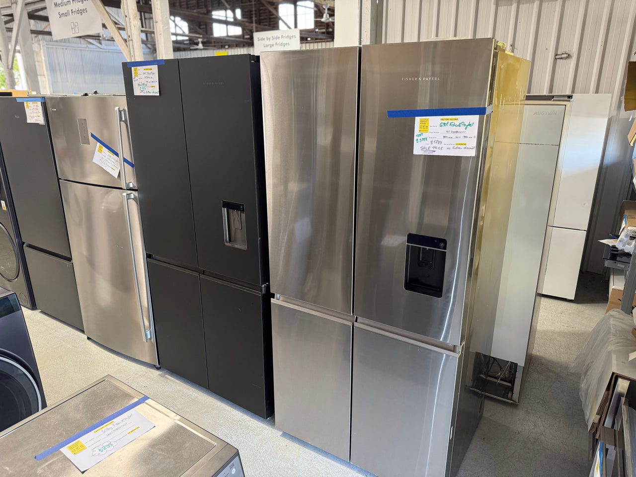 Factory Second Fisher & Paykel 605L Quad Door Refrigerator – Stainless Steel (RF730QNUVX1)