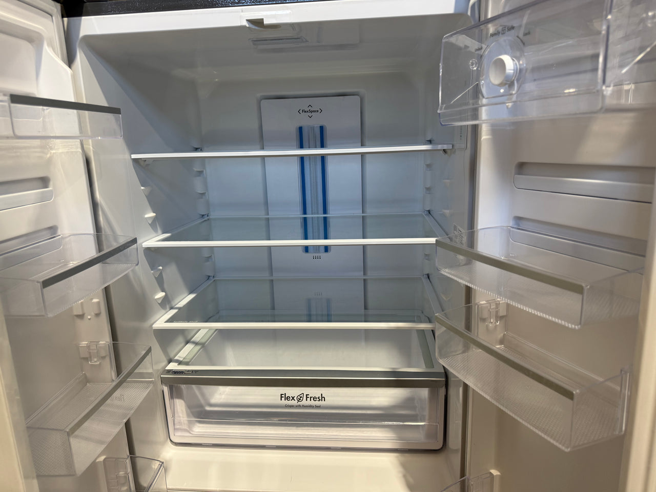 Second Hand Westinghouse 524L French Door Refrigerator – Stainless Steel WHE5200SA