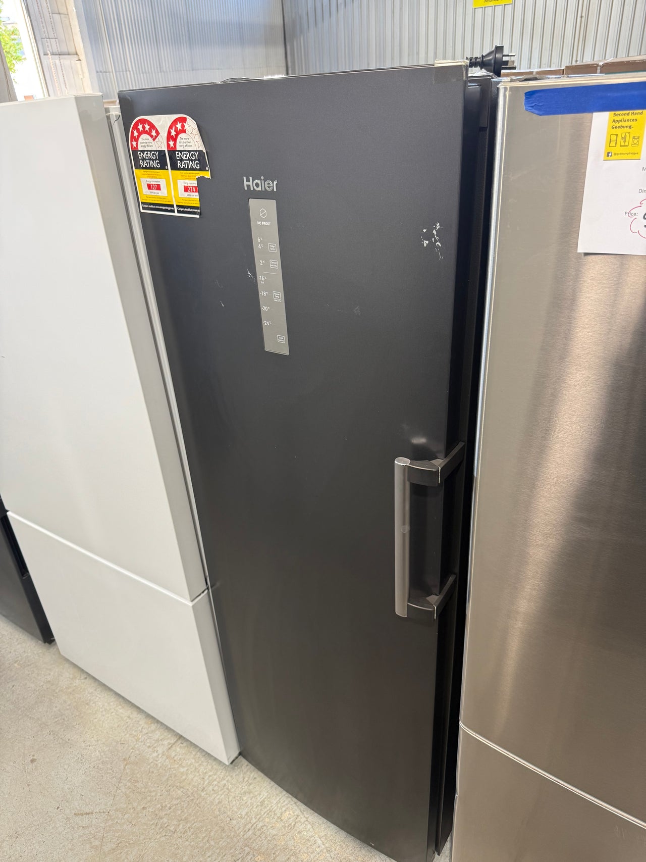 Factory second Haier HVF325DC 285-liter vertical freezer