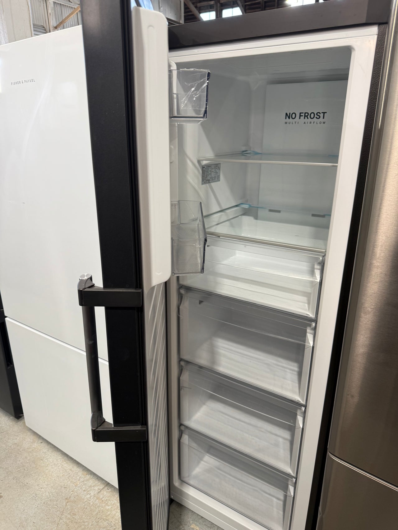 Factory second Haier HVF325DC 285-liter vertical freezer