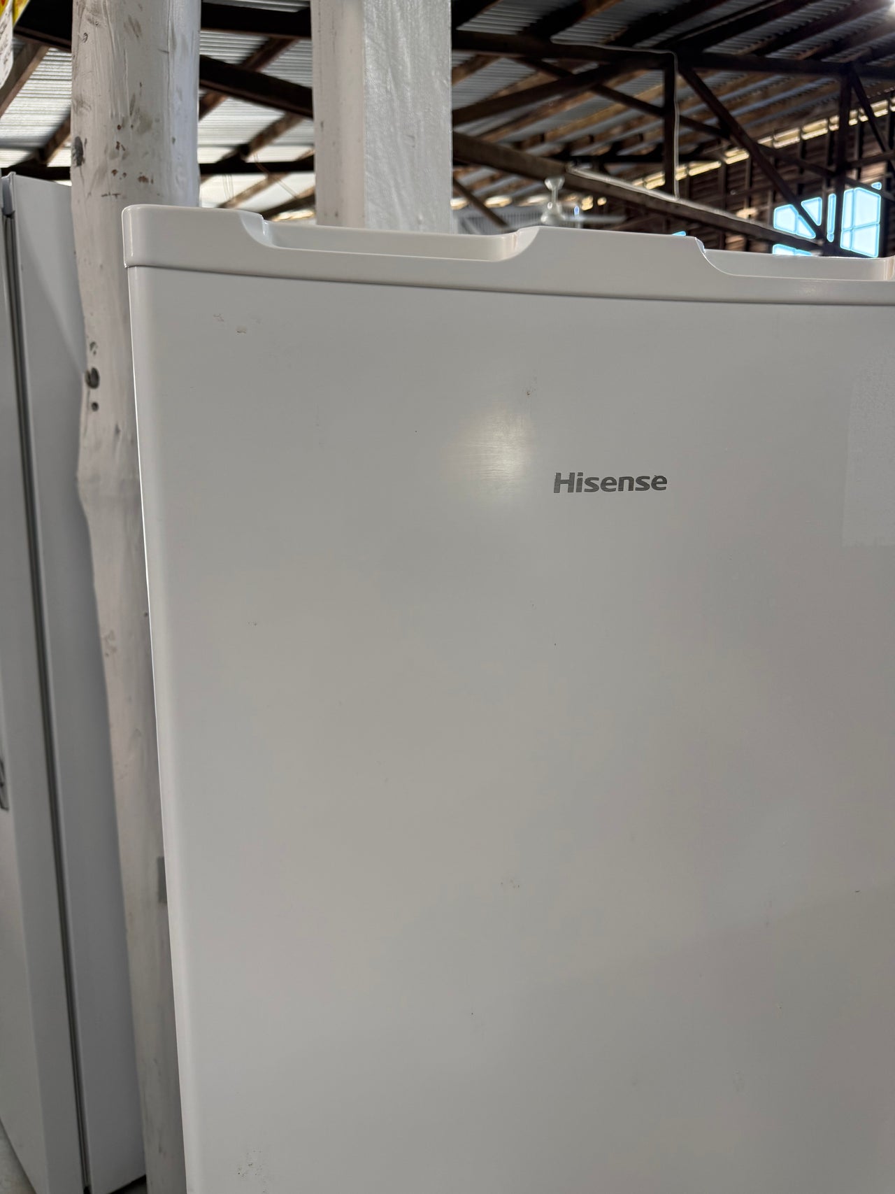Second hand Hisense 1-DOOR WHITE FREEZER Model No. HR6VFF177A
