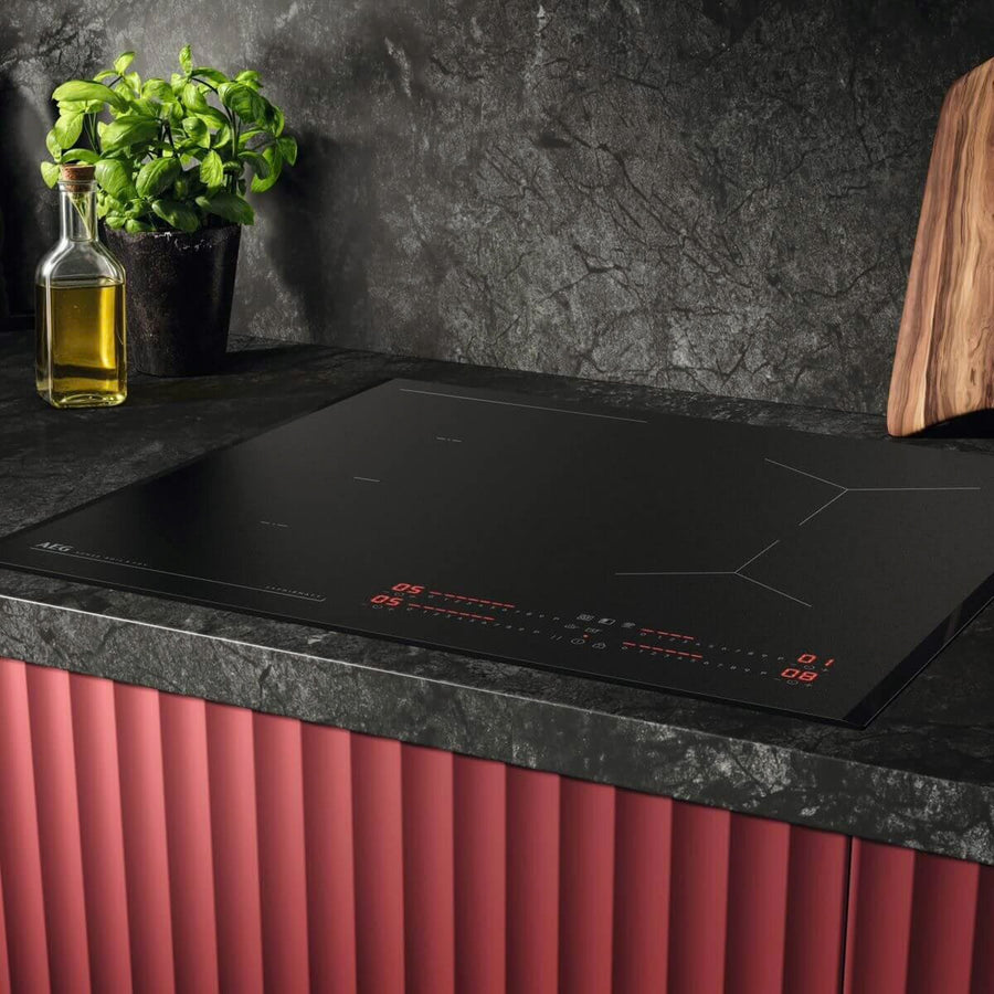 Factory second AEG 8000 Series 60cm 4 Zone SaphirMatt Induction Cooktop – NII64F30FZ