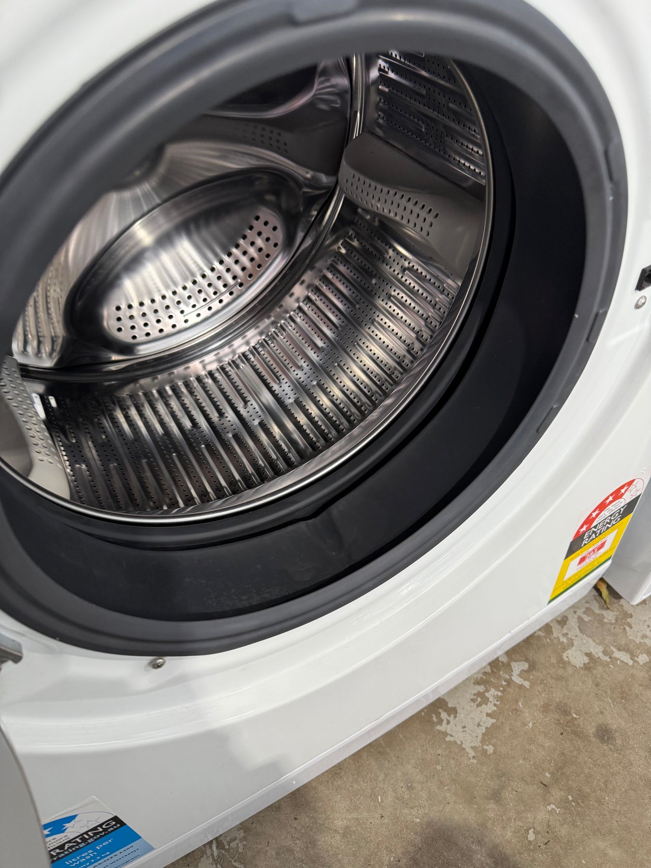 Second hand FISHER &PAYKEL 7.5KG QUICKSMART FRONT LOAD WASHING MACHINE WH7560J3 - Second Hand Appliances Geebung