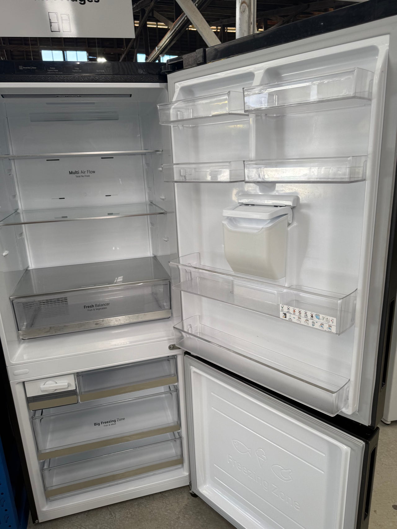 Factory second LG GB-W455MBL 420L Bottom Mount Fridge (Black)