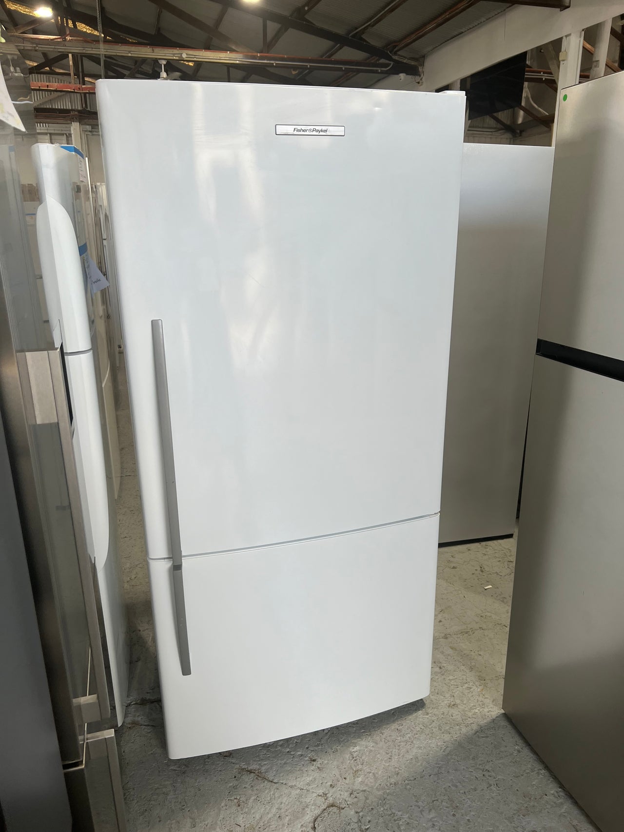 Second hand 519L Fisher & Paykel Fridge E522BRE3 - Second Hand Appliances Geebung