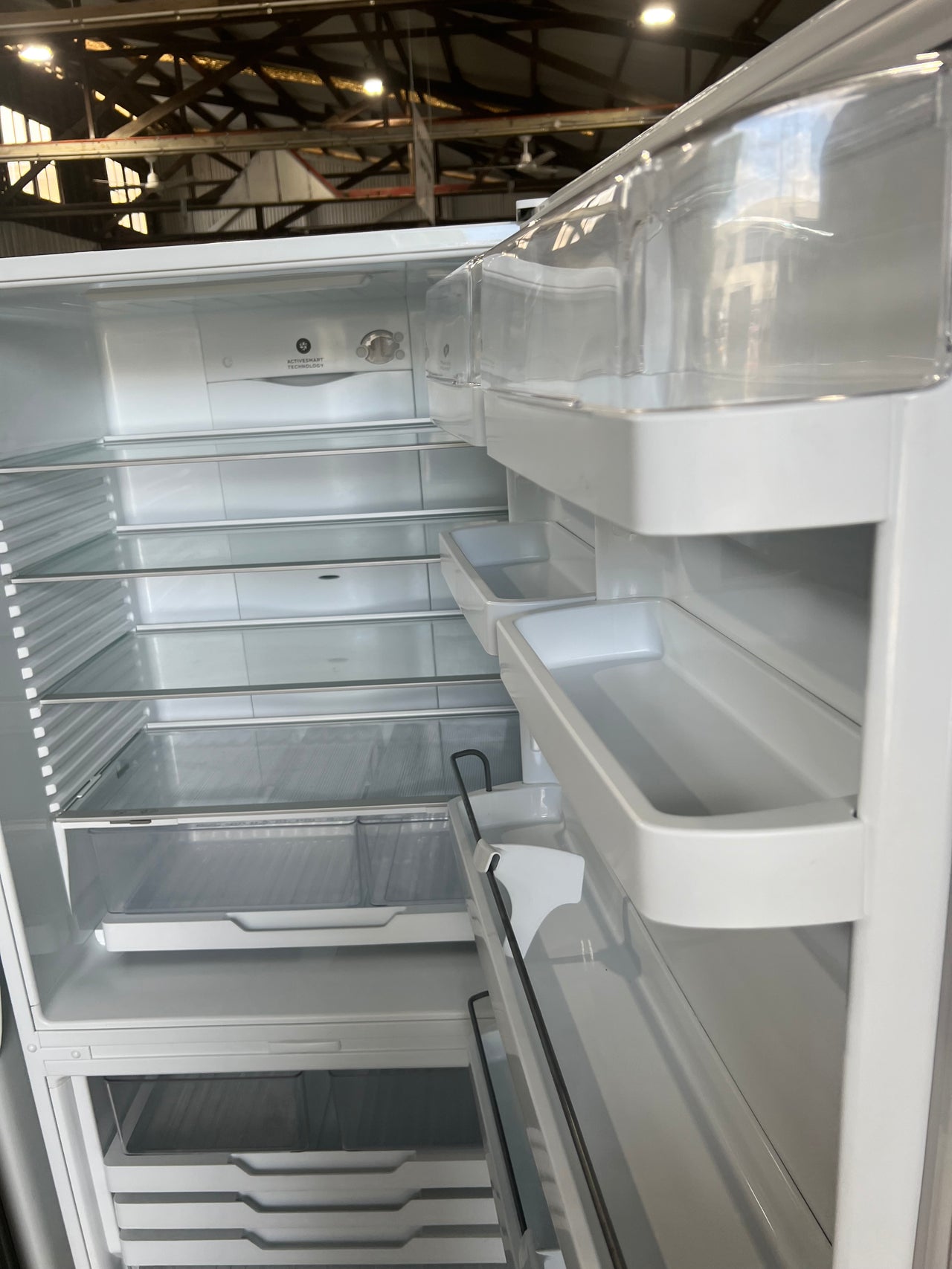 Second hand 519L Fisher & Paykel Fridge E522BRE3 - Second Hand Appliances Geebung