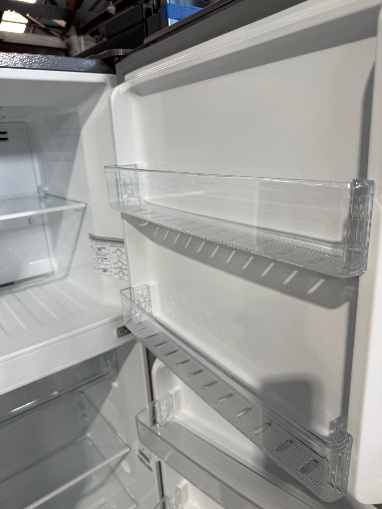 Factory second Hisense 326l Top Mount Refrigerator Model: HRTF326S