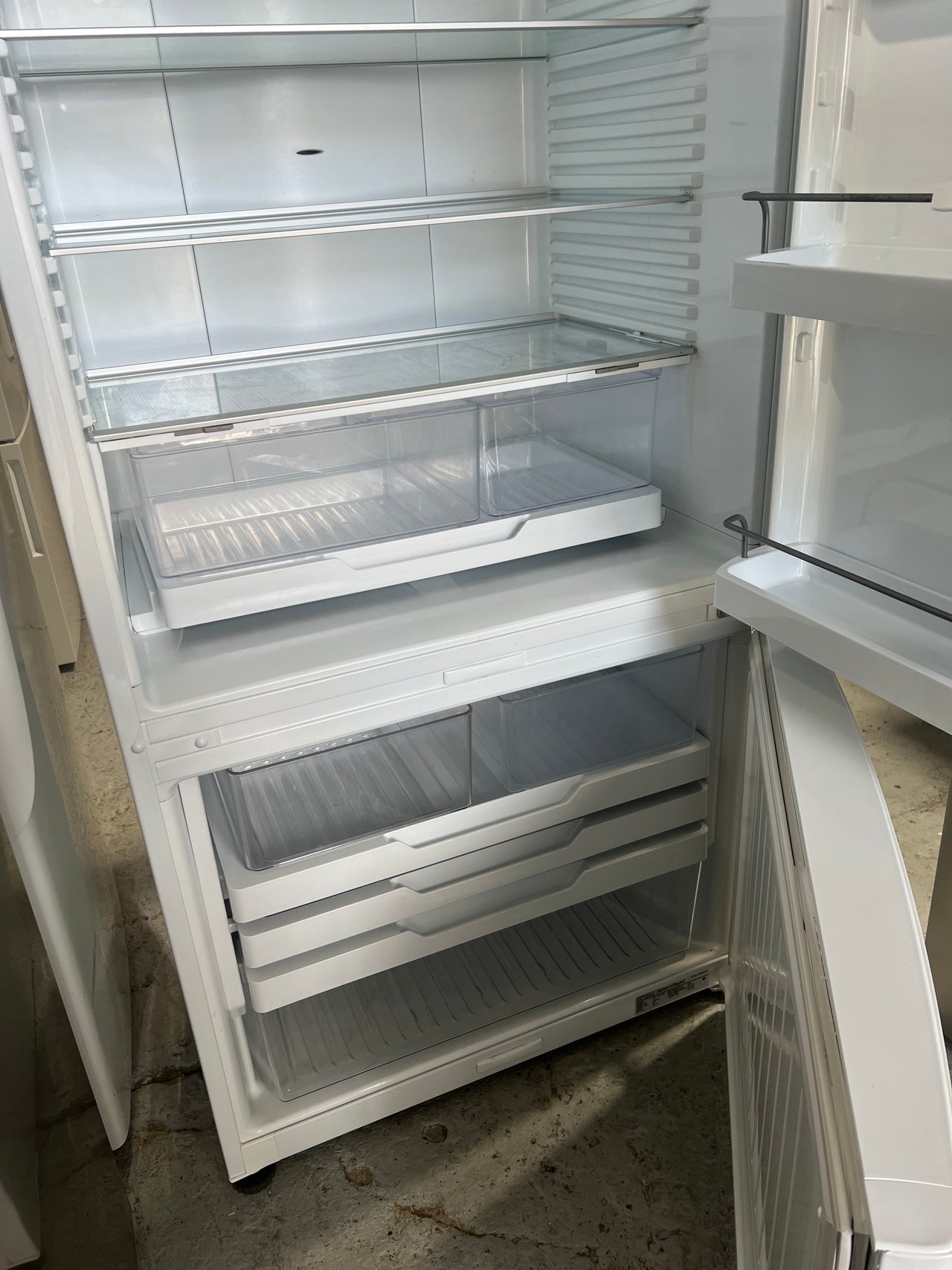 Second hand 519L Fisher & Paykel Fridge E522BRE3 - Second Hand Appliances Geebung