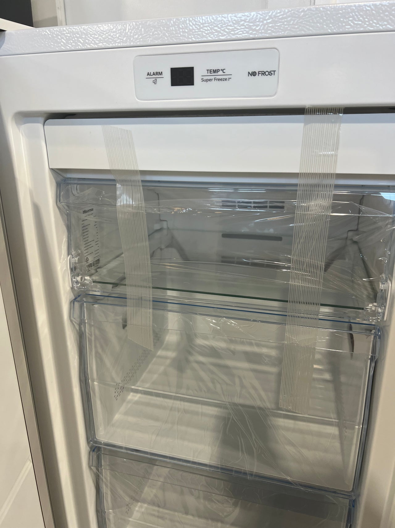 Factory second Hisense 155L Vertical Freezer HRVF155 - Second Hand Appliances Geebung