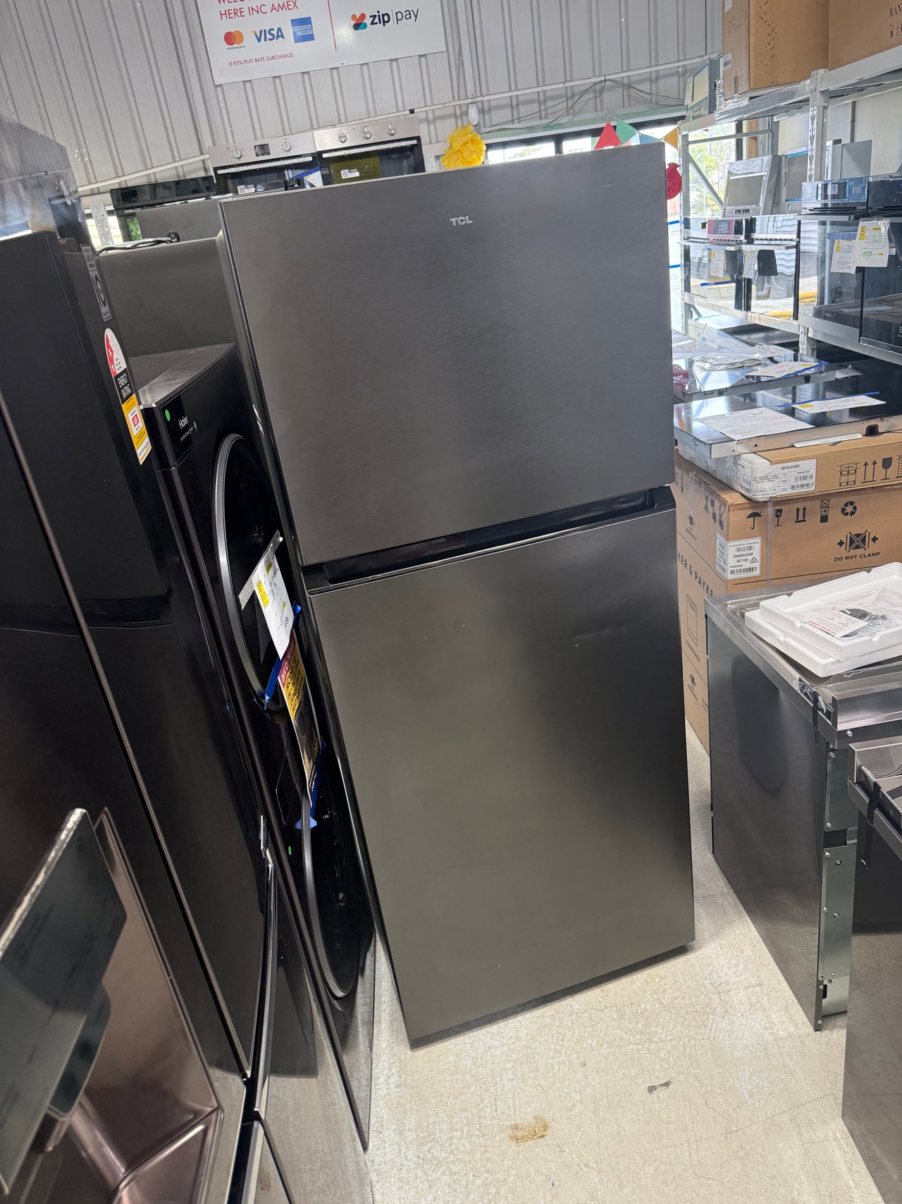 Factory Second TCL 420L Top Mount Fridge – Galaxy Grey (P491TMS)