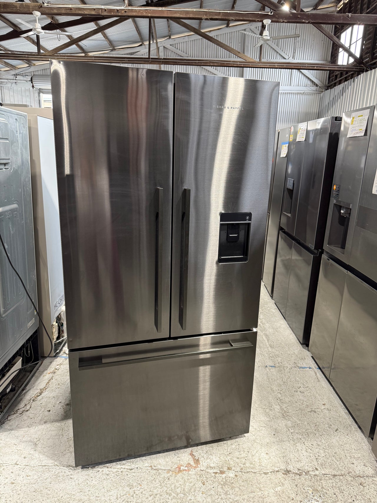 Factory second Fisher & Paykel 569L French Door Fridge Model: RF610ADUB5 - Second Hand Appliances Geebung