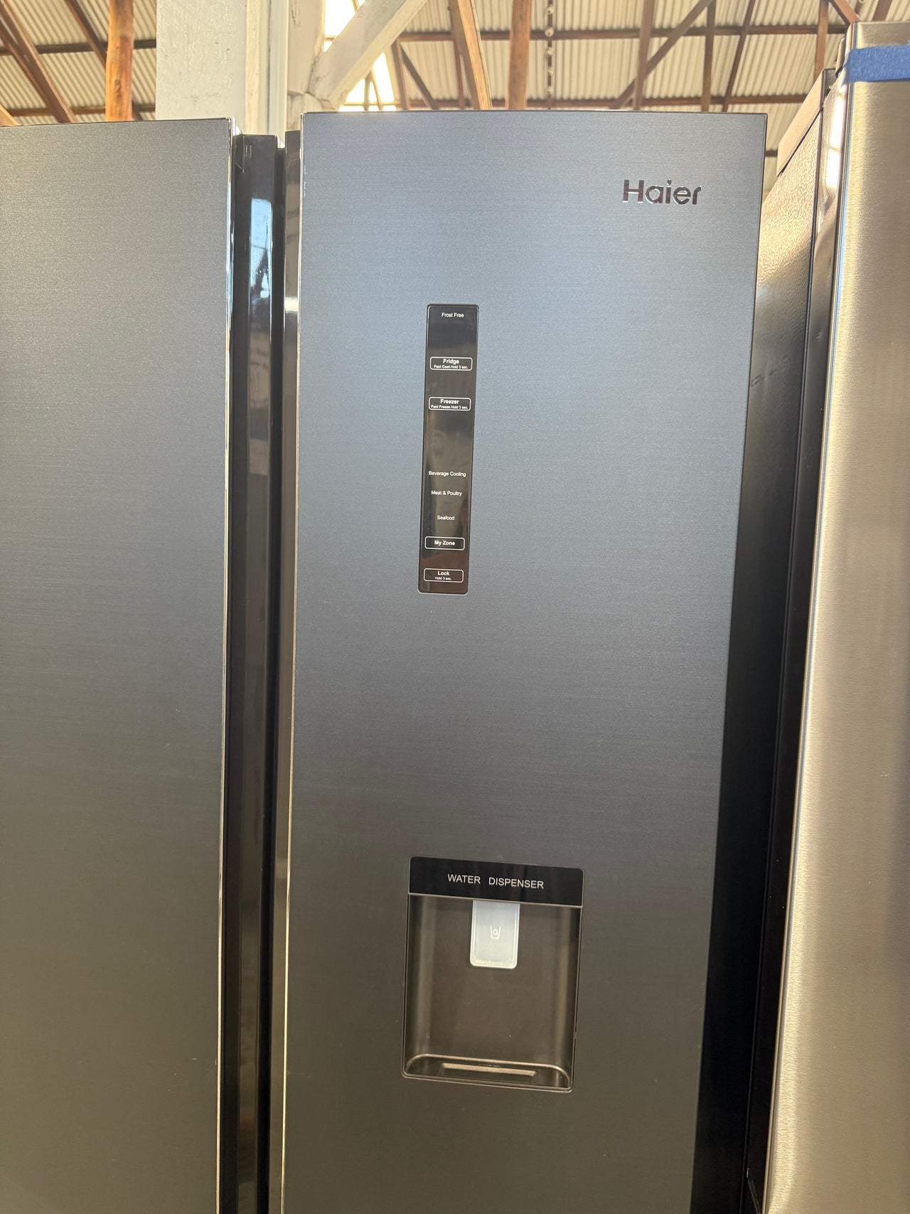 Factory second Haier 492l French Door Model:HRF520FHC