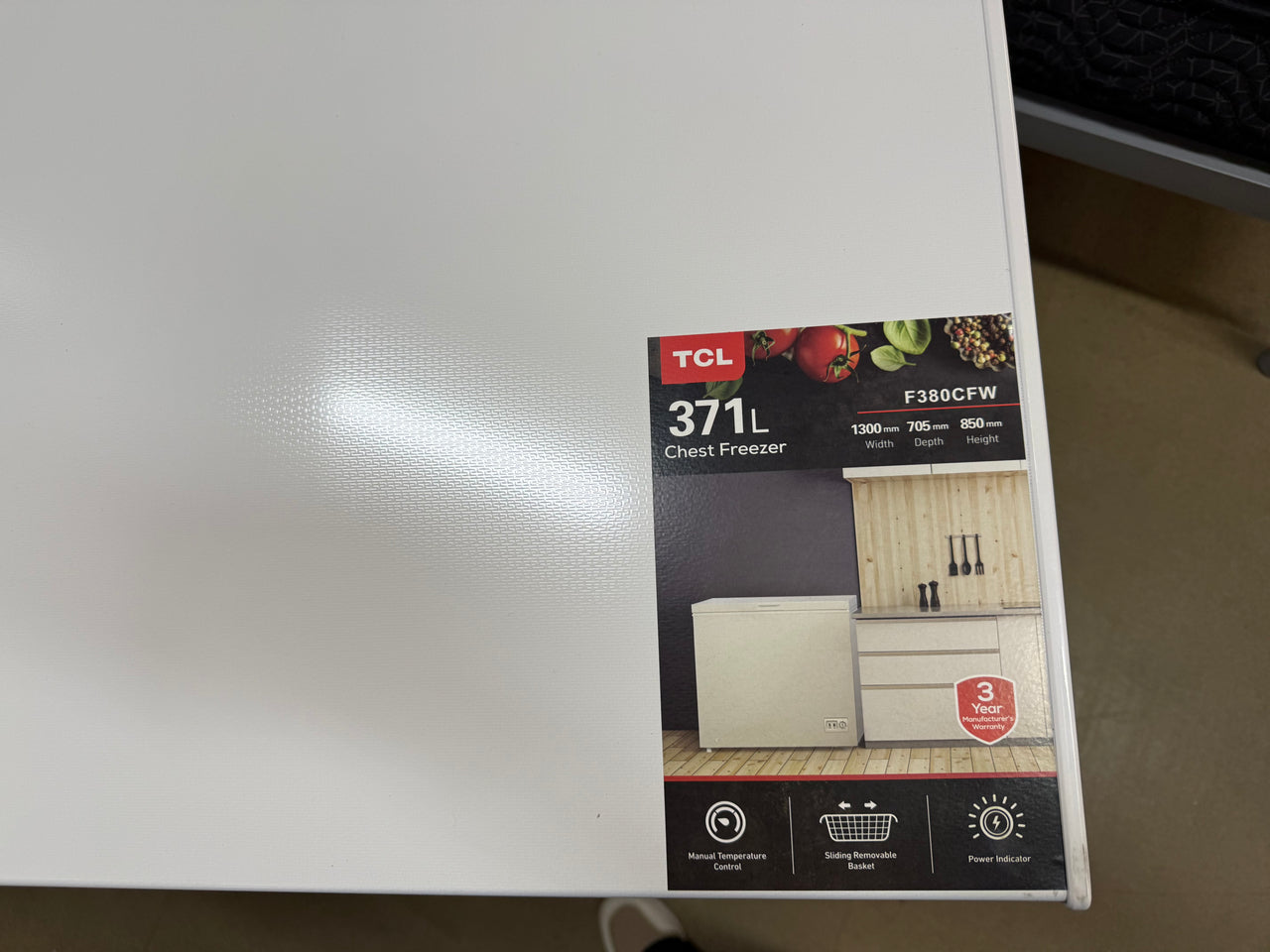 Transportation damaged TCL 371L Hybrid Chest Freezer F380CFW