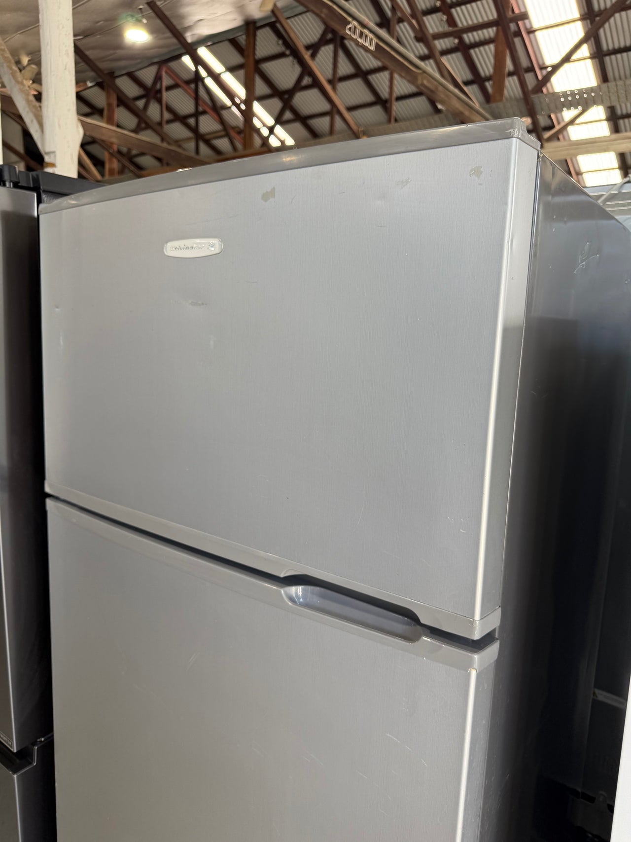 Second hand 520l Kelvinator top mounted refrigerator KTM5200MB