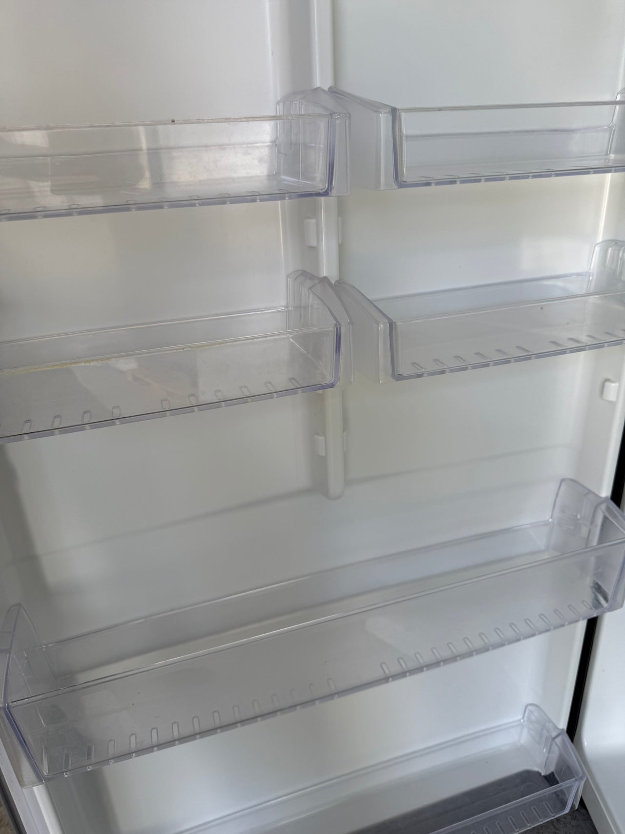 Second hand 520l Kelvinator top mounted refrigerator KTM5200MB