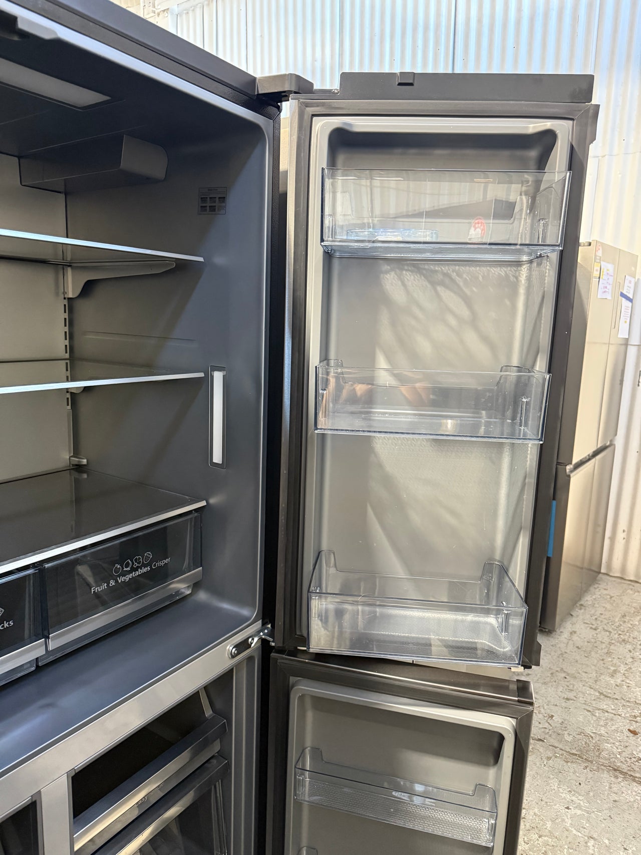Factory second Hisense HRCD586TBWB 585L PureFlat Eclipse French Door Refrigerator – Dark Stainless Steel