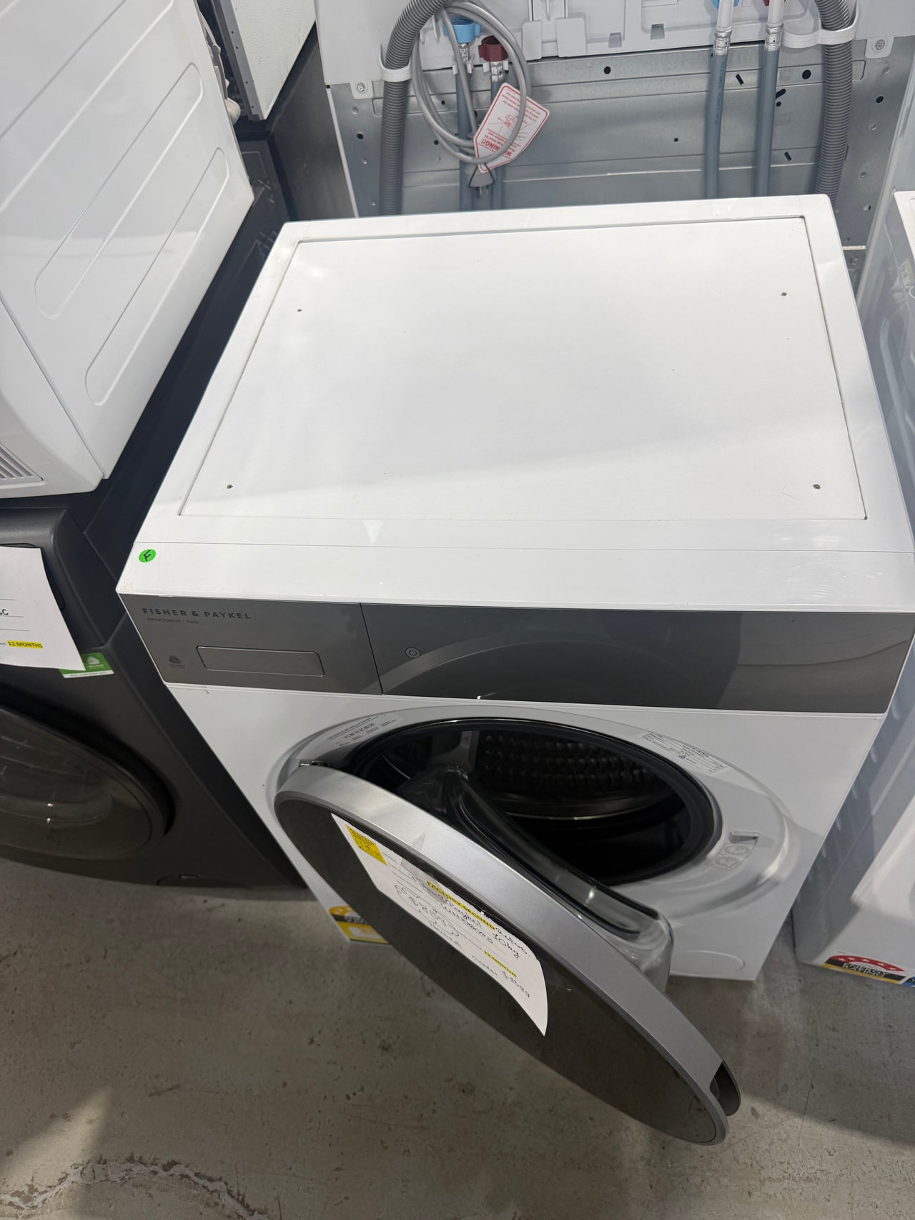 Factory second Fisher &  Paykel 10kg Washing Machine – WH1060P5
