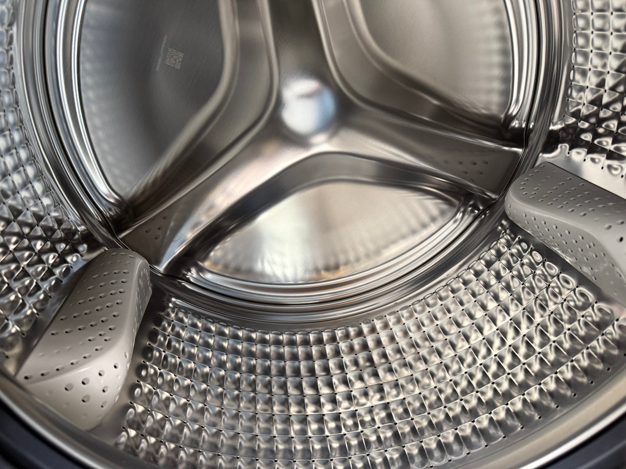 Factory second Haier 8.5kg Front Load Washing Machine – HWF85KB1