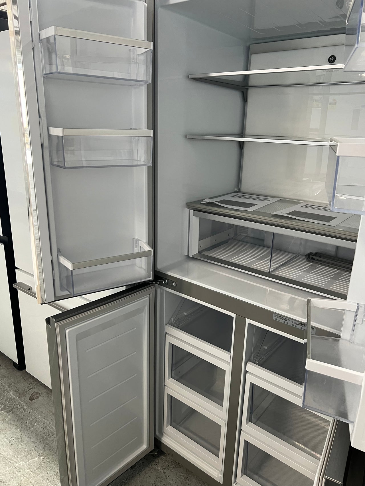 Factory second Fisher &amp; Paykel RF500QNX1 498L Quad Door Fridge (Stainless Steel) - Second Hand Appliances Geebung