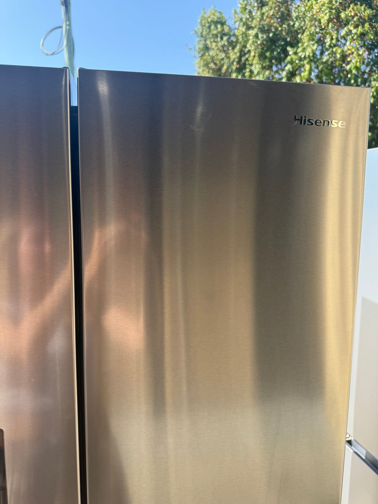 Factory Second Hisense 483L French Door Refrigerator – Non-Plumbed Ice & Water – HRCD483TBW