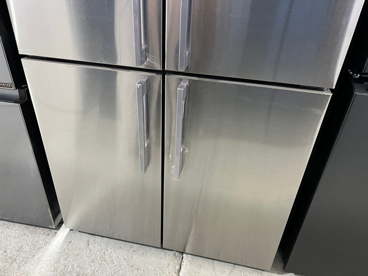 Transportation damaged FISHER & PAYKEL 538L QUAD DOOR REFRIGERATOR STAINLESS STEEL RF605QDVX2 - Second Hand Appliances Geebung