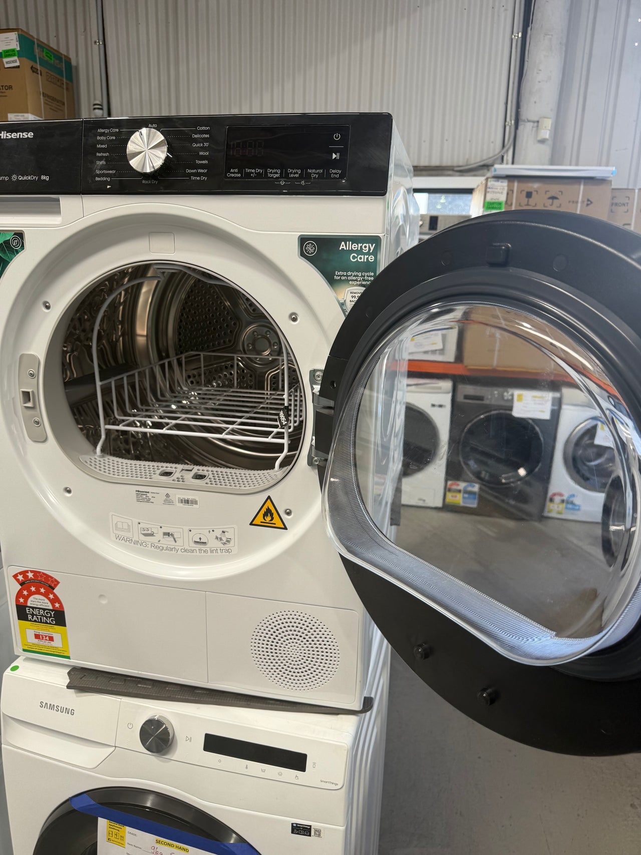 Factory second Hisense HDFS80HS 8 kg Series 3 Heat Pump Dryer – White