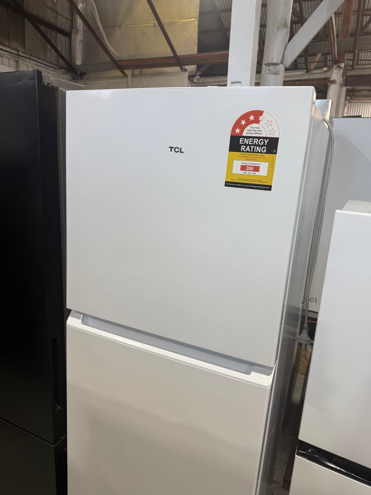 Factory second TCL P272TMW 249L Top Mount Refrigerator – White