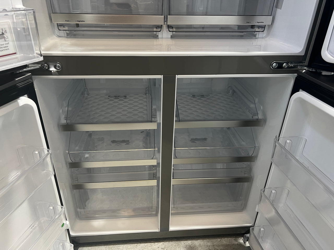 Transportation damaged The LG 637 litre French Door Fridge with Ice and Water GF-L700PL - Second Hand Appliances Geebung