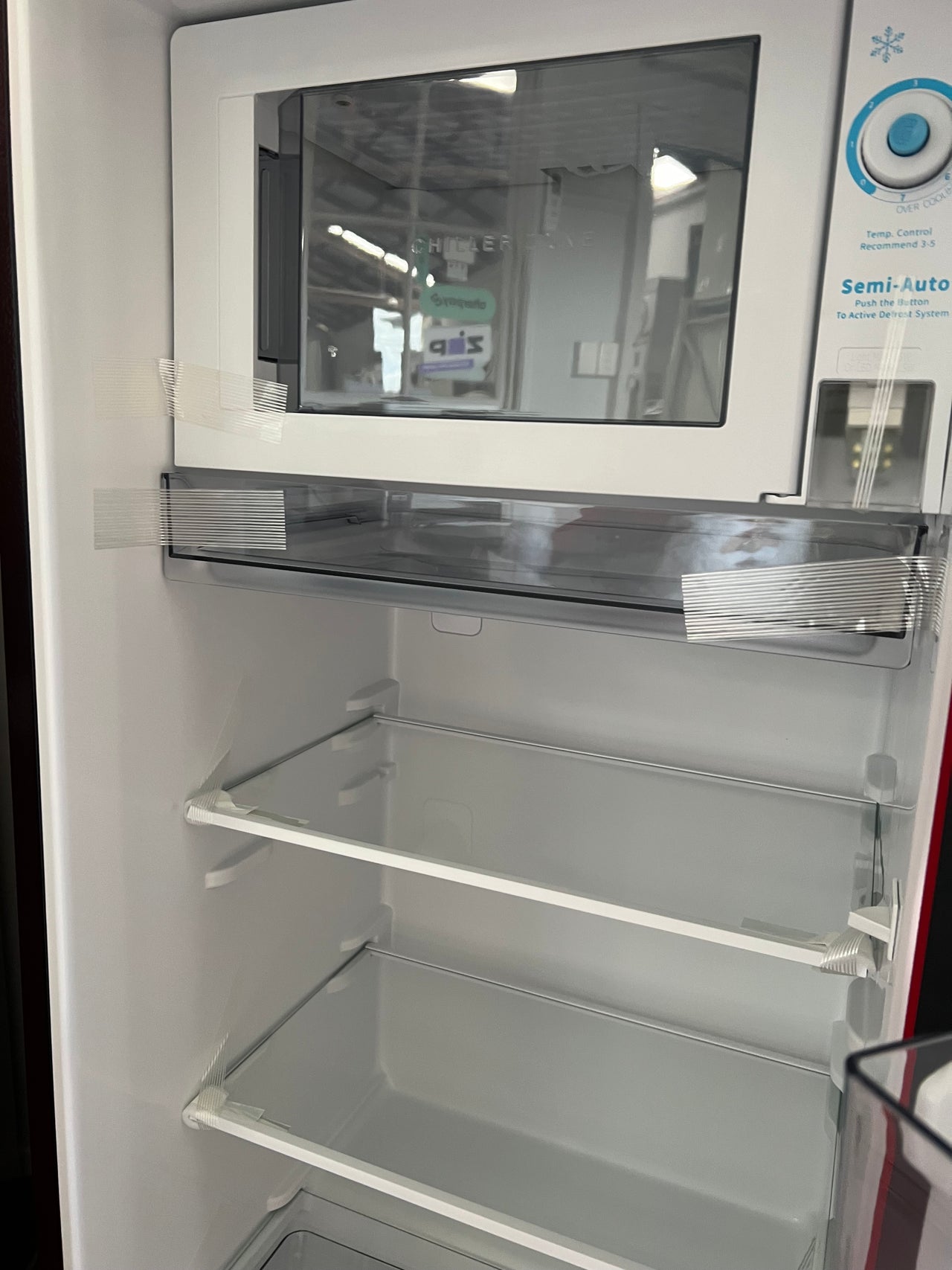 Carton damaged Factory second Hisense 179L Bar Fridge HRBF179R - Second Hand Appliances Geebung